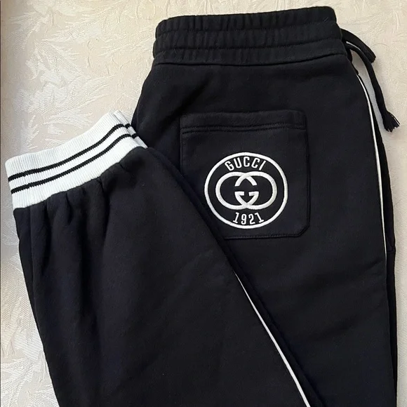 Gucci Sweatpants  / Jogger Pants with GG Logo (Size: L Men) - Authentic - Picture 2 of 14